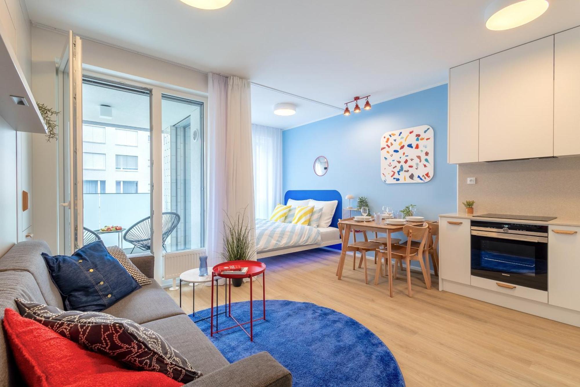 Colorful - Balcony, Free Parking, By Gravity Апартаменти Прага